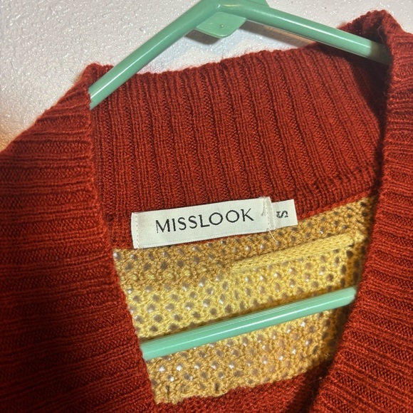 MISSLOOK Red and Tan Cowl Neck Sweater - Picture 4 of 4